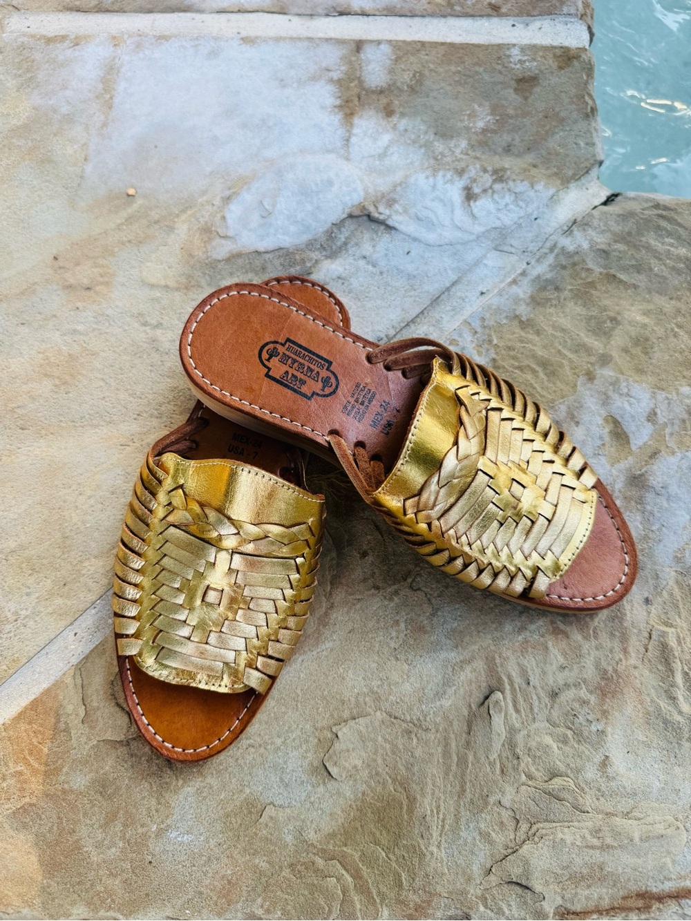 NEW Myrna Art Gold Leather Huarache Sandals Women’s Size 7 Handmade - Picture 3 of 17